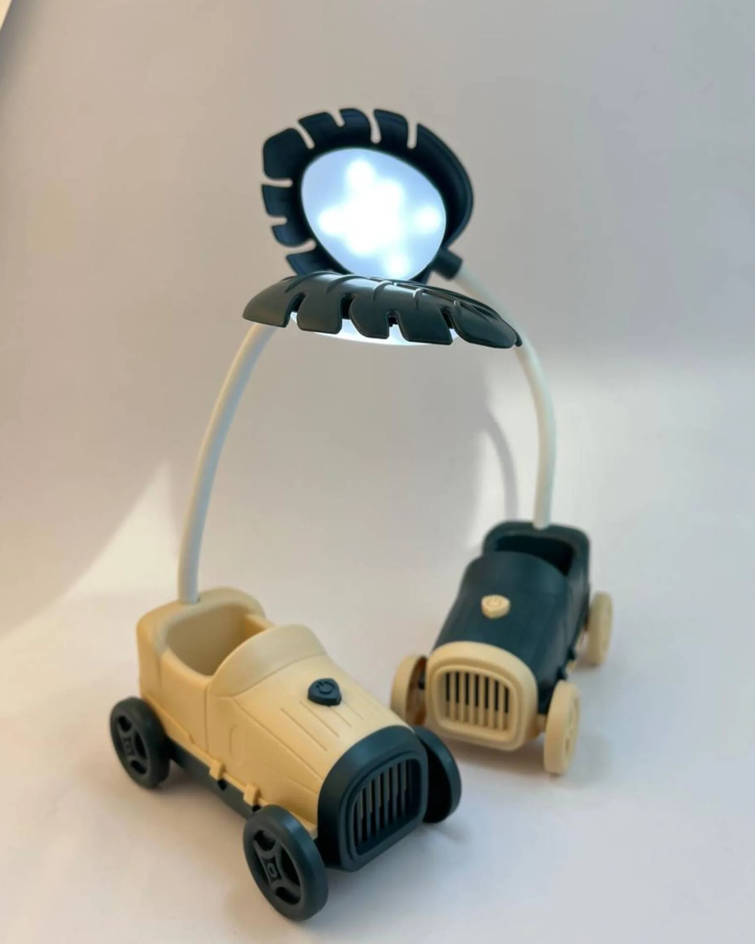 InShot_20250530_161458570.webp LED Table Lamp - Image 1