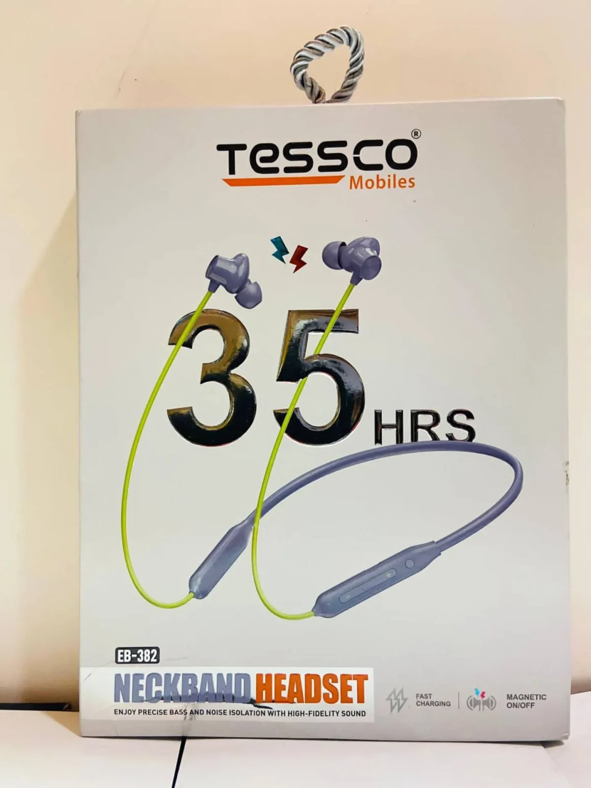 Tessco Wireless Neckband Earphones, 65 Hours Battery Life, Magnetic Auto Connect, - Image 2
