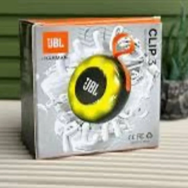 Clip 3 Portable Bluetooth Speaker Dynamic Thunder Sound 1200MAH Battery RGB 5 W Bluetooth Speaker Multicolor, Stereo Channel